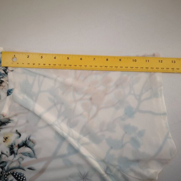 Paradisio Plus Ladies Size 3X Off White w/ Flower Pattern Short Sleeves Top - Picture 8 of 9